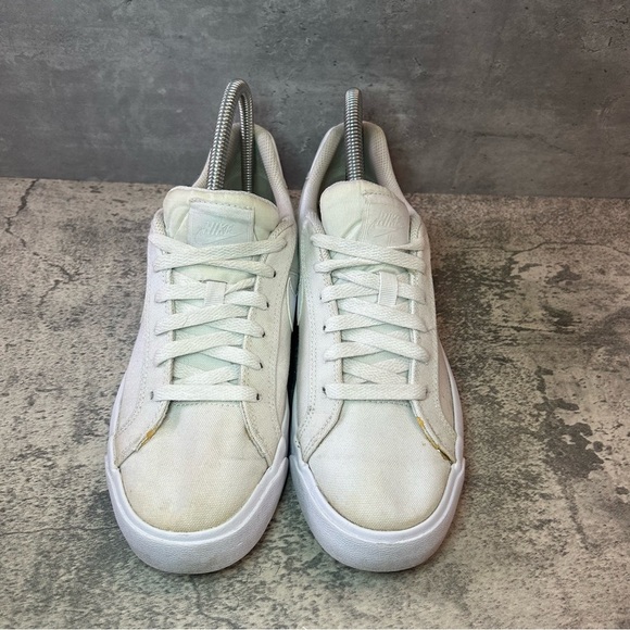 Nike Court Royale Sneakers Womens sz 8.5 - white - Picture 2 of 9